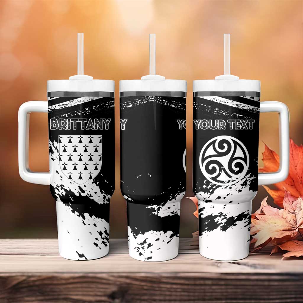 Personalized Brittany Tumbler With Handle Coat Of Arms With Triskelion - Grunge Style - Wonder Print Shop
