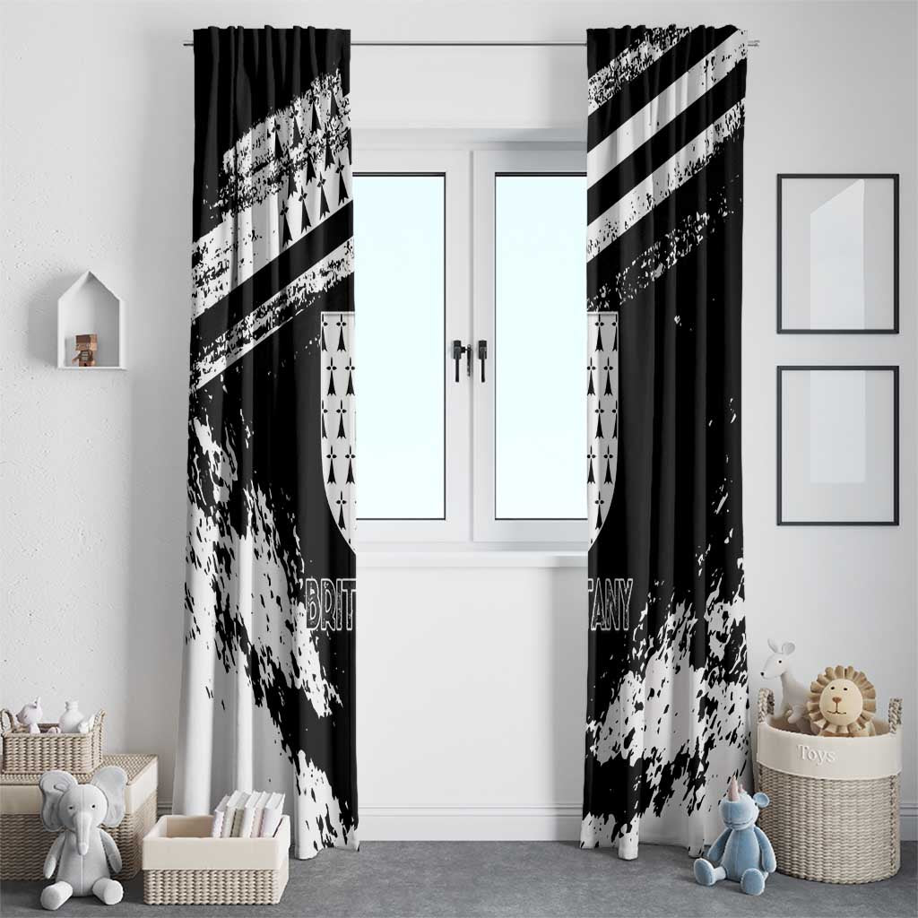 Brittany Window Curtain Coat Of Arms With Triskelion - Grunge Style - Wonder Print Shop