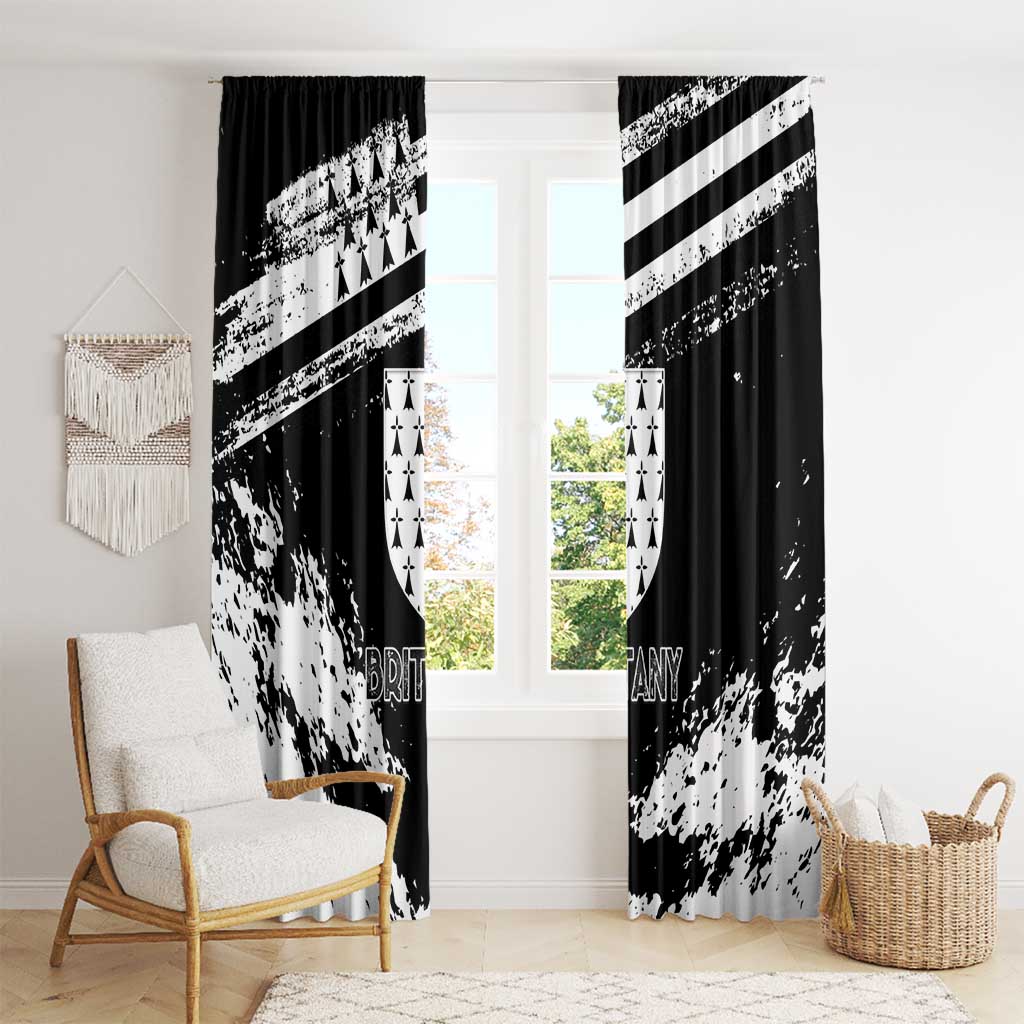 Brittany Window Curtain Coat Of Arms With Triskelion - Grunge Style - Wonder Print Shop