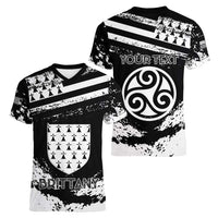 Personalized Brittany Women V-Neck T-Shirt Coat Of Arms With Triskelion - Grunge Style - Wonder Print Shop