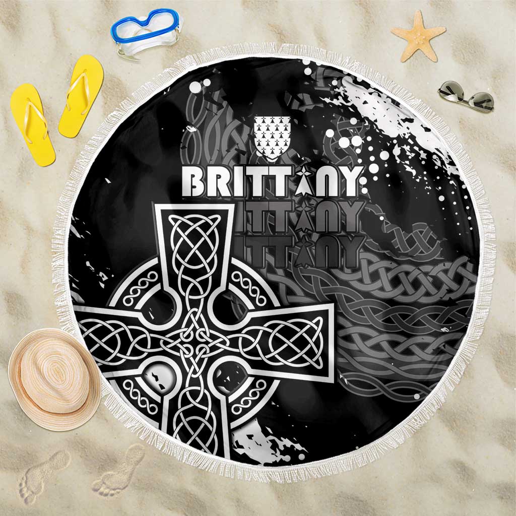Brittany Celtic Cross Beach Blanket With Celtic Knotwork - Wonder Print Shop