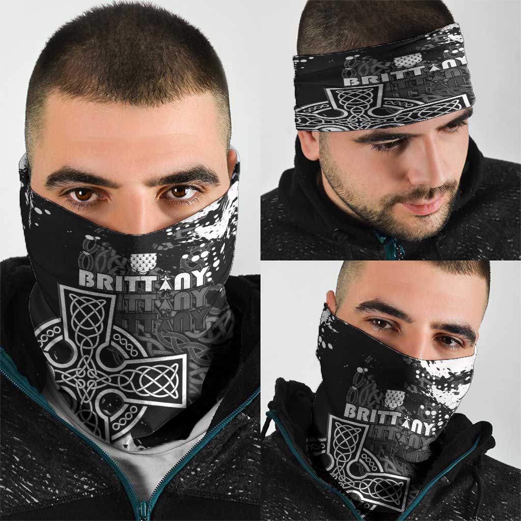 Brittany Celtic Cross Neck Gaiter With Celtic Knotwork - Wonder Print Shop