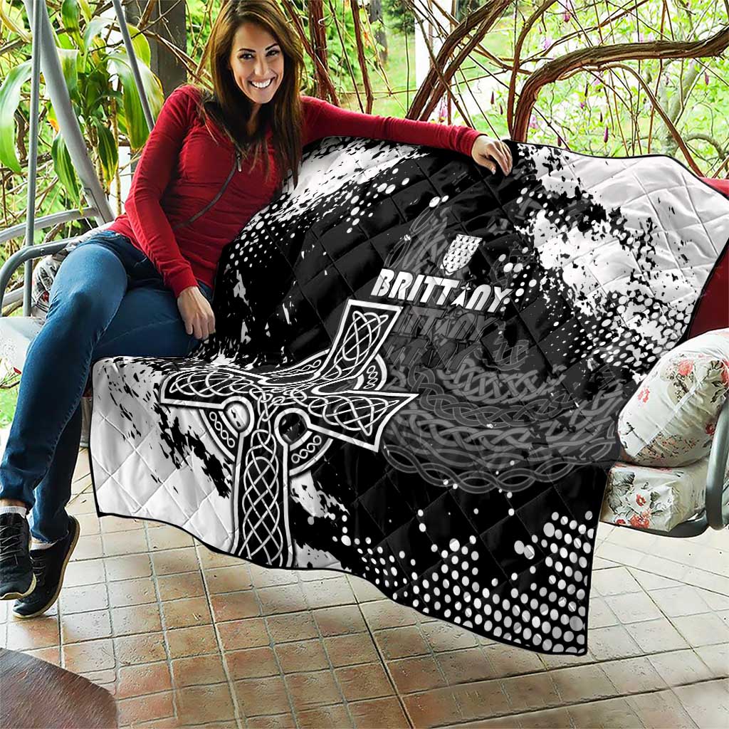 Brittany Celtic Cross Quilt With Celtic Knotwork - Wonder Print Shop