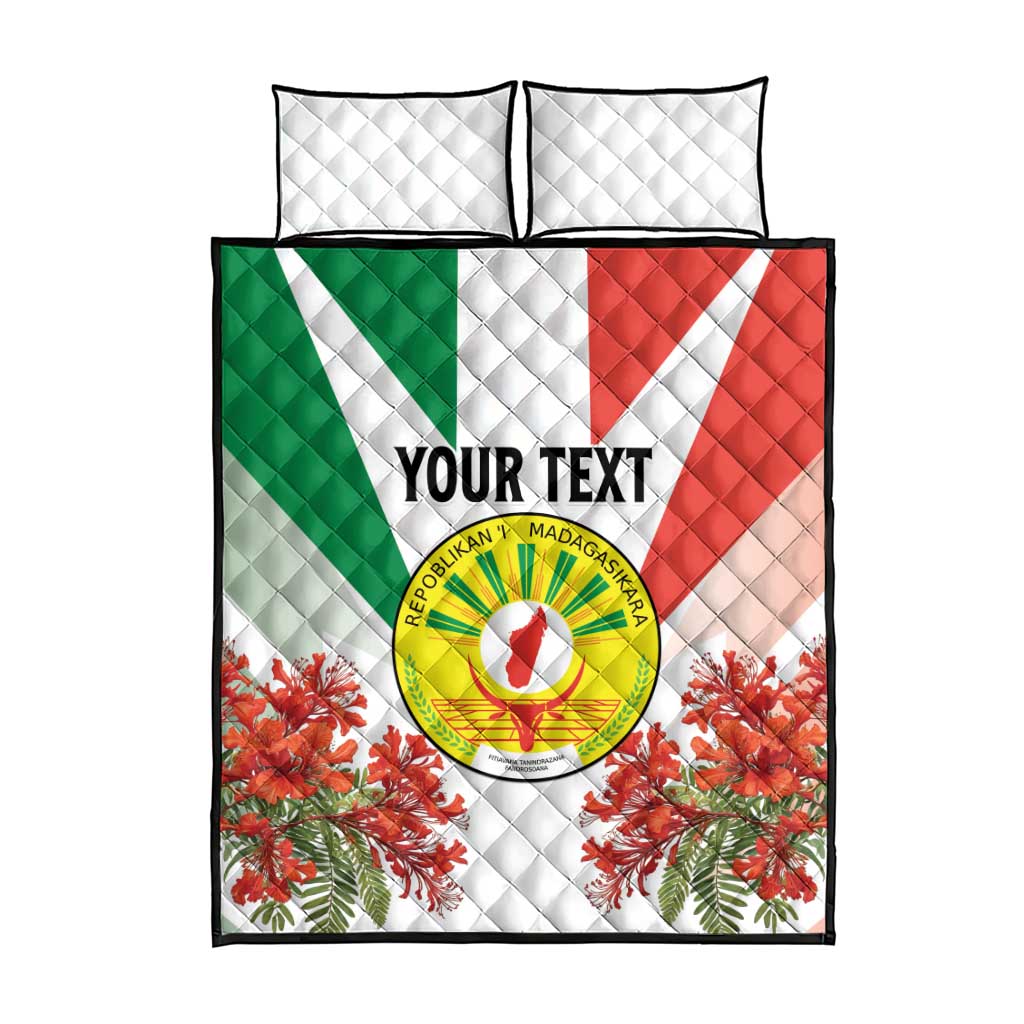 Personalized Madagasikara Quilt Bed Set Seal With Poinciana