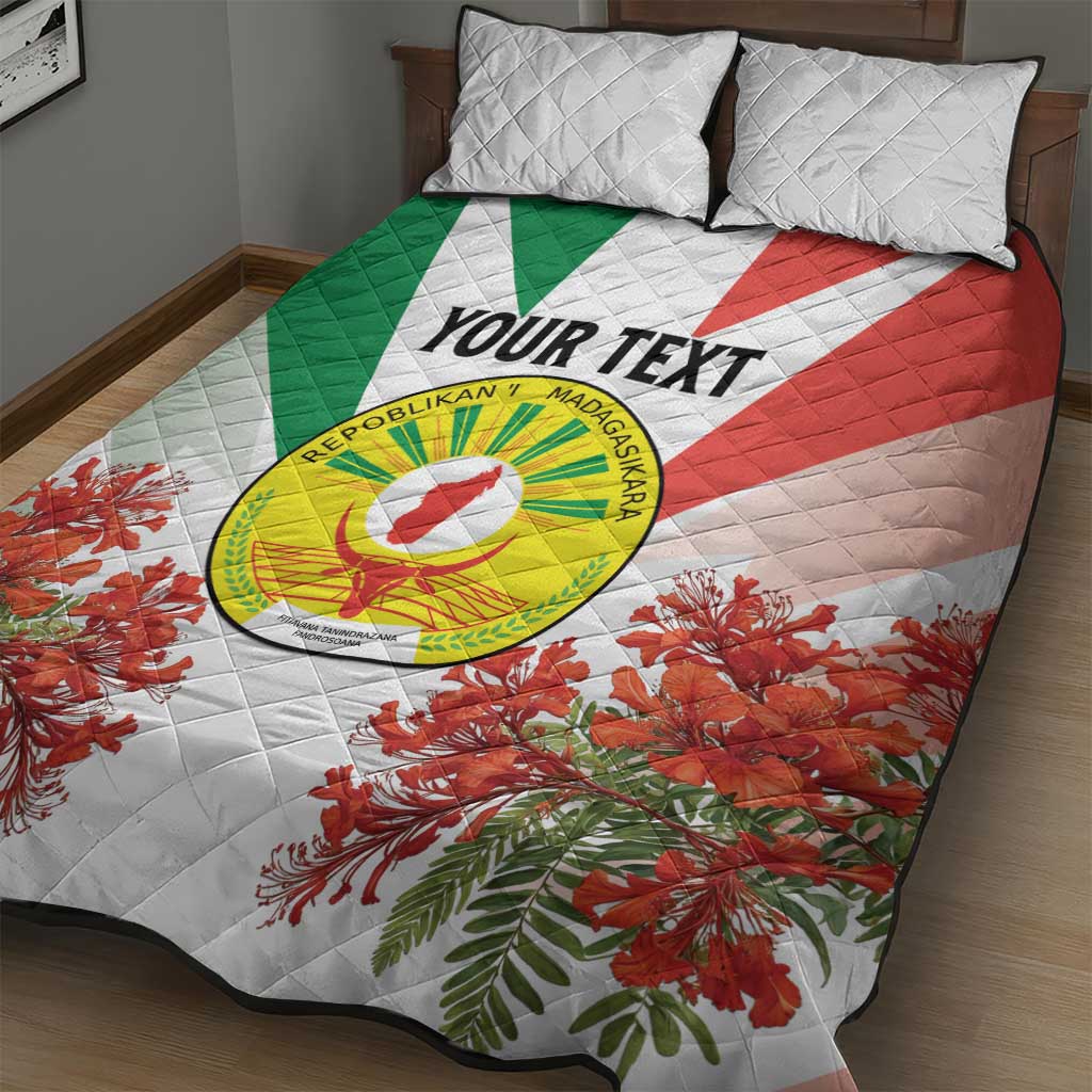 Personalized Madagasikara Quilt Bed Set Seal With Poinciana