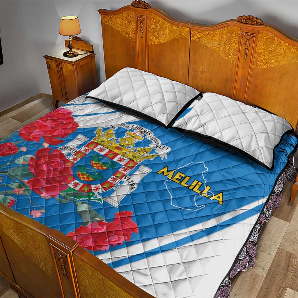 Melilla Quilt Bed Set Coat Of Arms Red Carnation