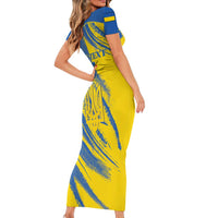 Custom Ukraine Football Family Matching Short Sleeve Bodycon Dress and Hawaiian Shirt Blue And Yellow Grunge Style - Wonder Print Shop