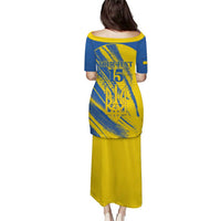 Custom Ukraine Football Puletasi Blue And Yellow Grunge Style - Wonder Print Shop
