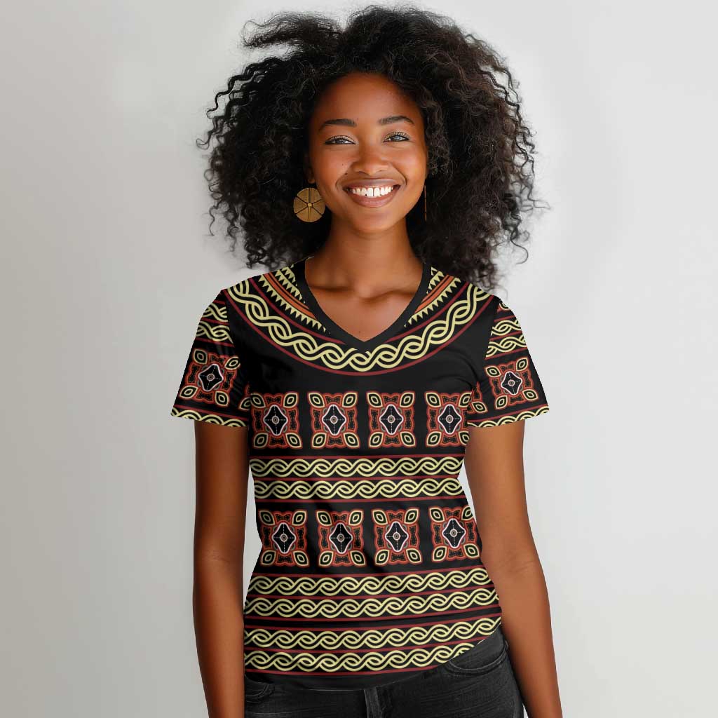 Cameroon Traditional Pattern Women V-Neck T-Shirt Bamenda Royal Toghu