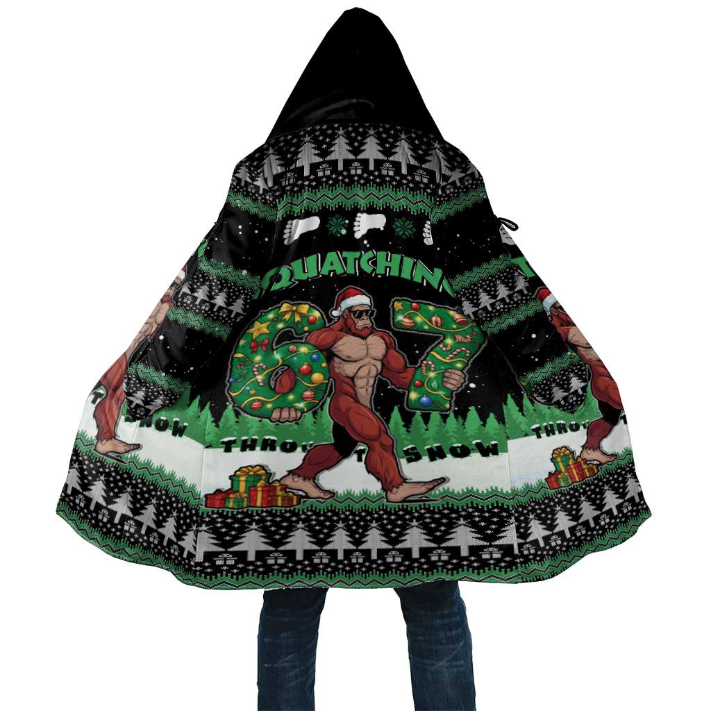Funny Bigfoot 67 Six Seven Christmas Cloak Squatching Through The Snow - Wonder Print Shop