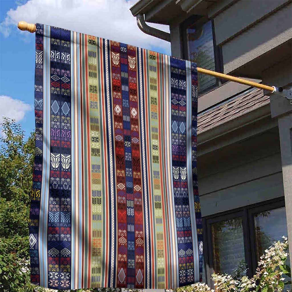 Lamba Mpanjaka Madagascar Garden Flag Traditional Pattern