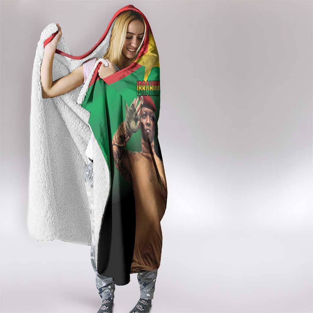 Traore Burkina Faso Hooded Blanket A Bas La France - Afrique
