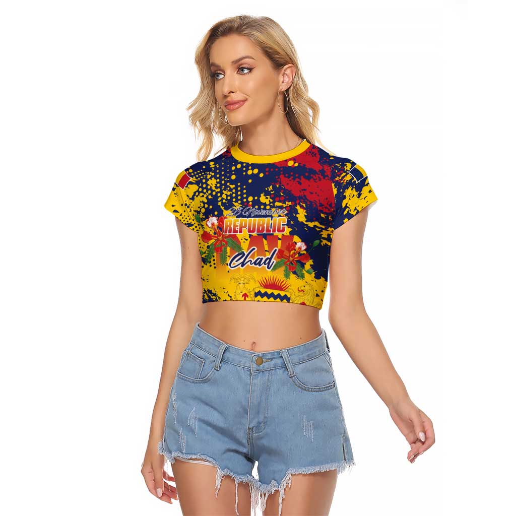Personalized Chad Republic Day Raglan Cropped T Shirt Coat Of Arms - Grunge Style - Wonder Print Shop