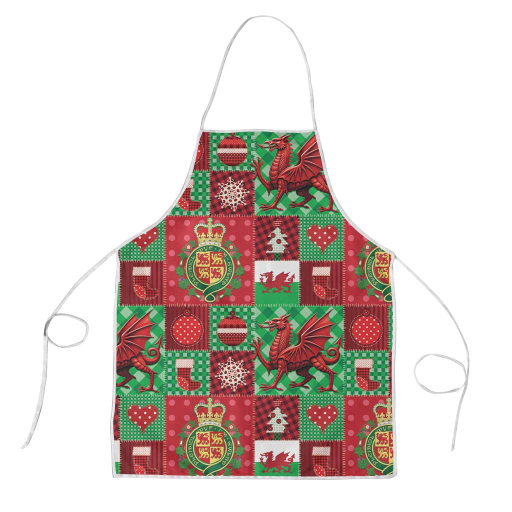 Wales Christmas Patchwork Apron - Wonder Print Shop