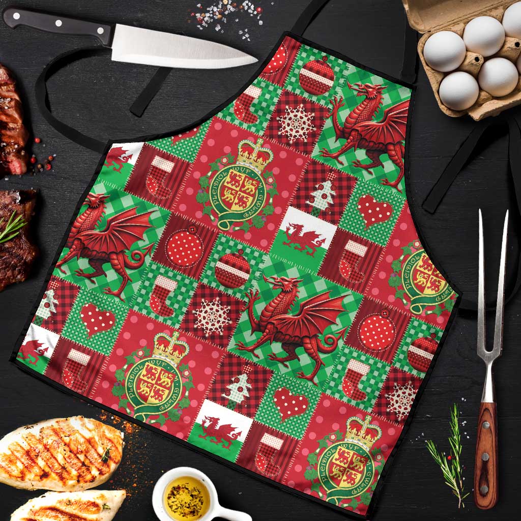 Wales Christmas Patchwork Apron - Wonder Print Shop