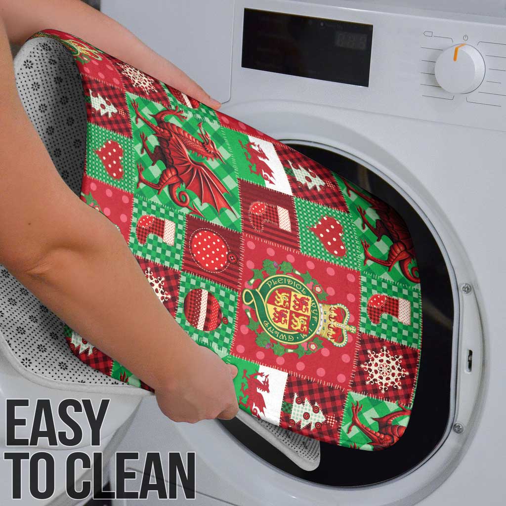 Wales Christmas Patchwork Bathroom Set - Wonder Print Shop