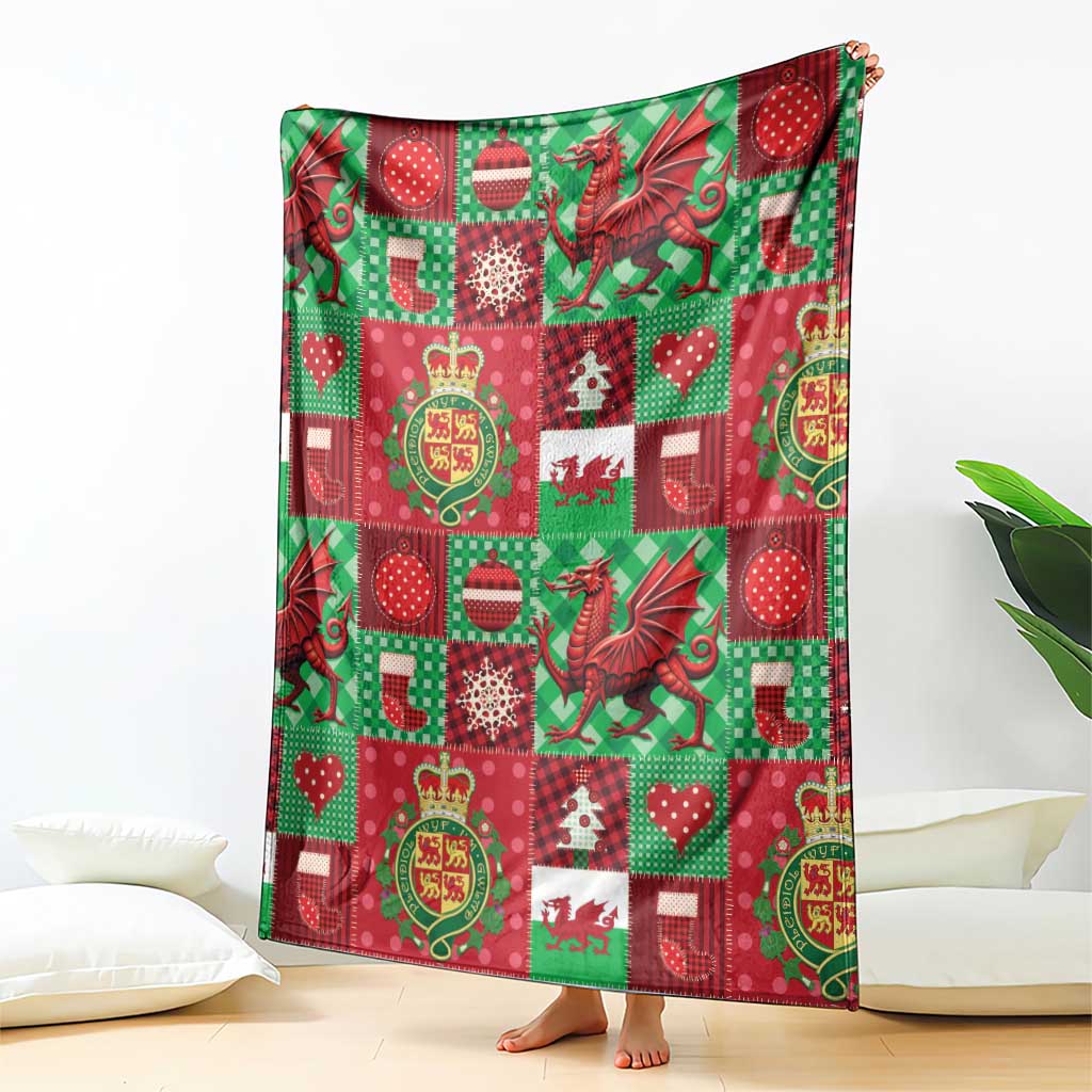 Wales Christmas Patchwork Blanket - Wonder Print Shop