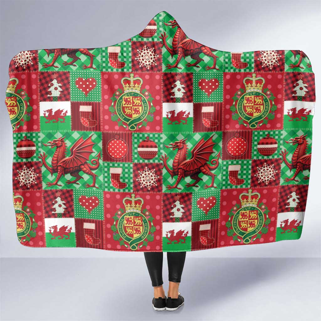 Wales Christmas Patchwork Hooded Blanket - Wonder Print Shop