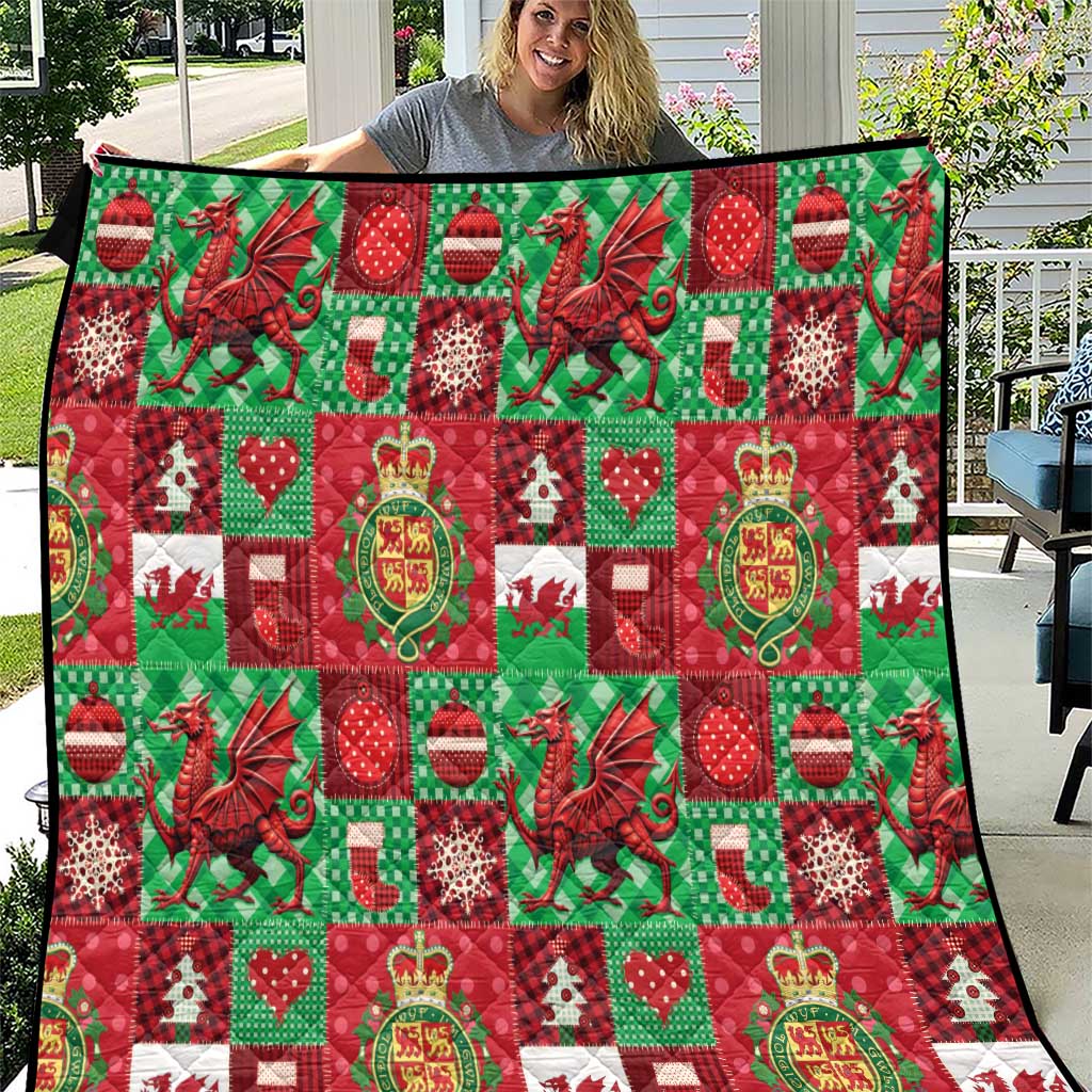 Wales Christmas Patchwork Quilt - Wonder Print Shop