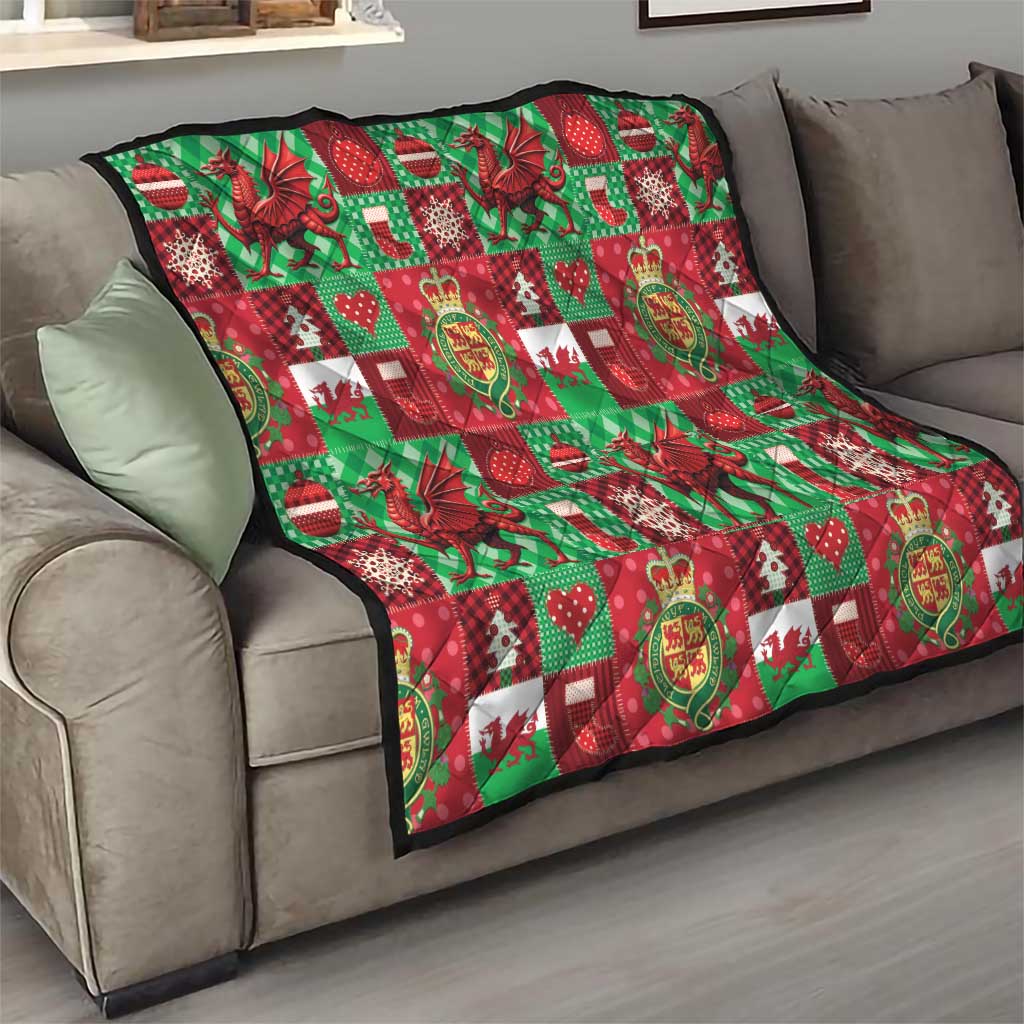 Wales Christmas Patchwork Quilt - Wonder Print Shop