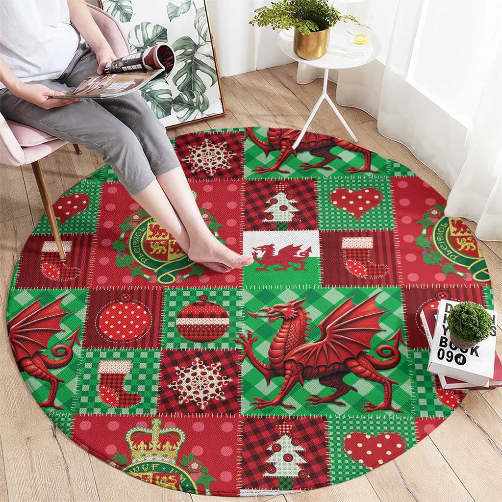 Wales Christmas Patchwork Round Carpet - Wonder Print Shop