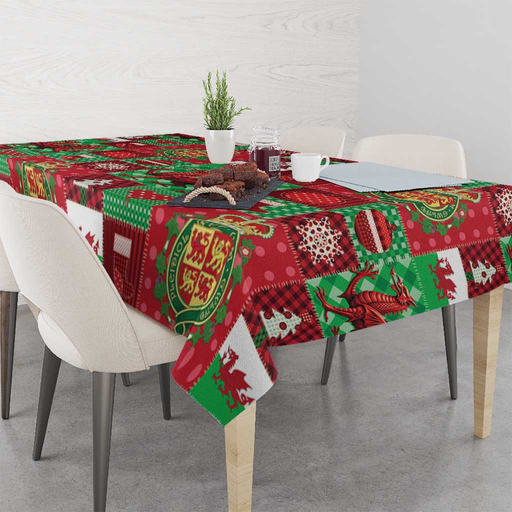 Wales Christmas Patchwork Tablecloth - Wonder Print Shop