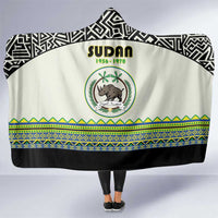 Sudan 1956-1970 Hooded Blanket With African Pattern - Wonder Print Shop