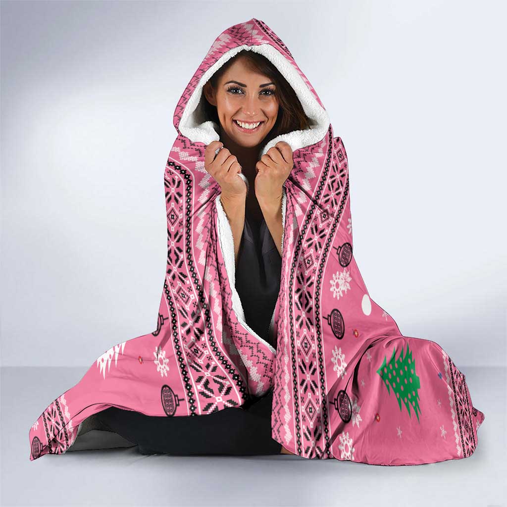 Personalised Germany Christmas Hooded Blanket Cute Pink Gnome Frohe Weihnachten