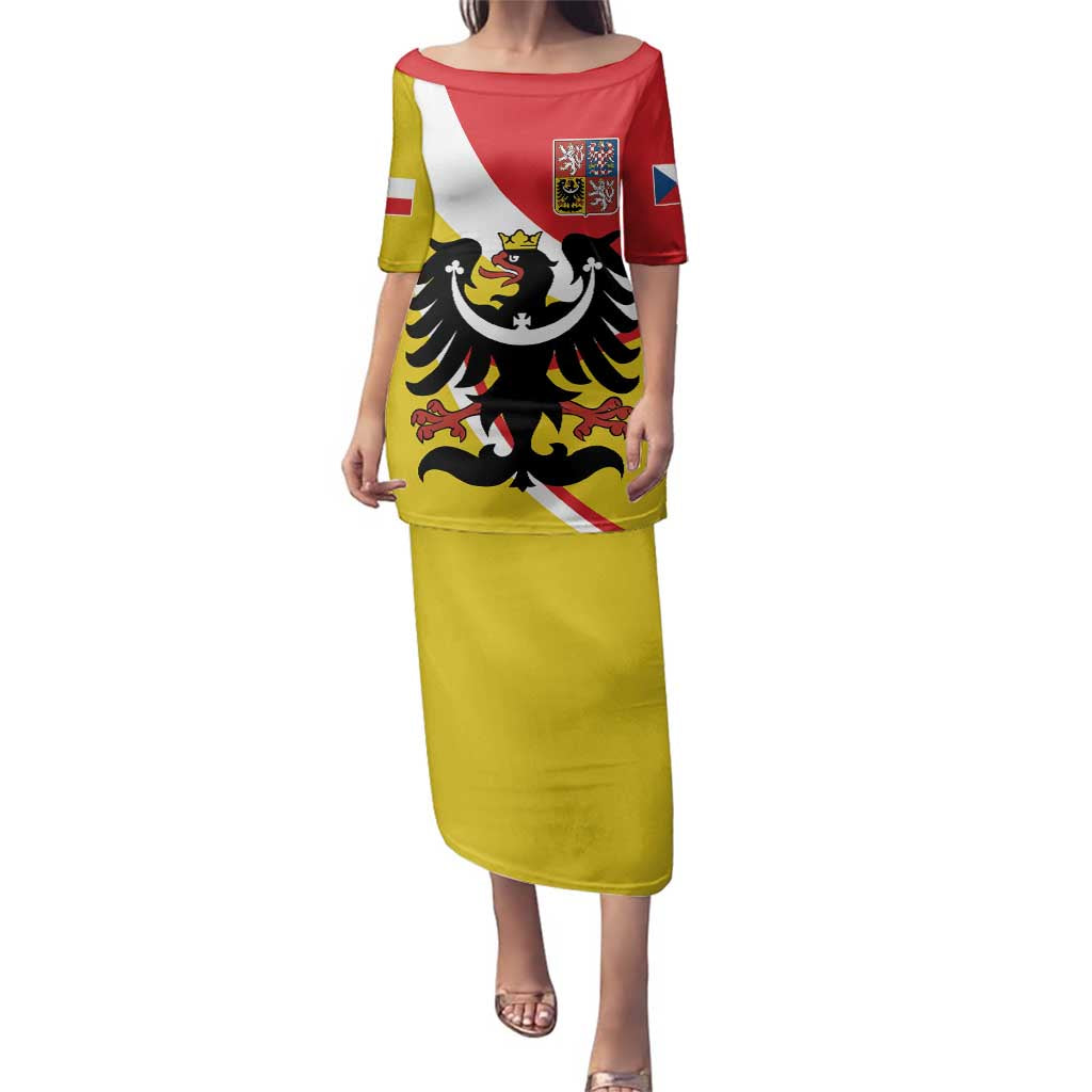 Personalized Coat of Arms of Silesia Family Matching Puletasi and Hawaiian Shirt Black Eagle with Silver Crescent