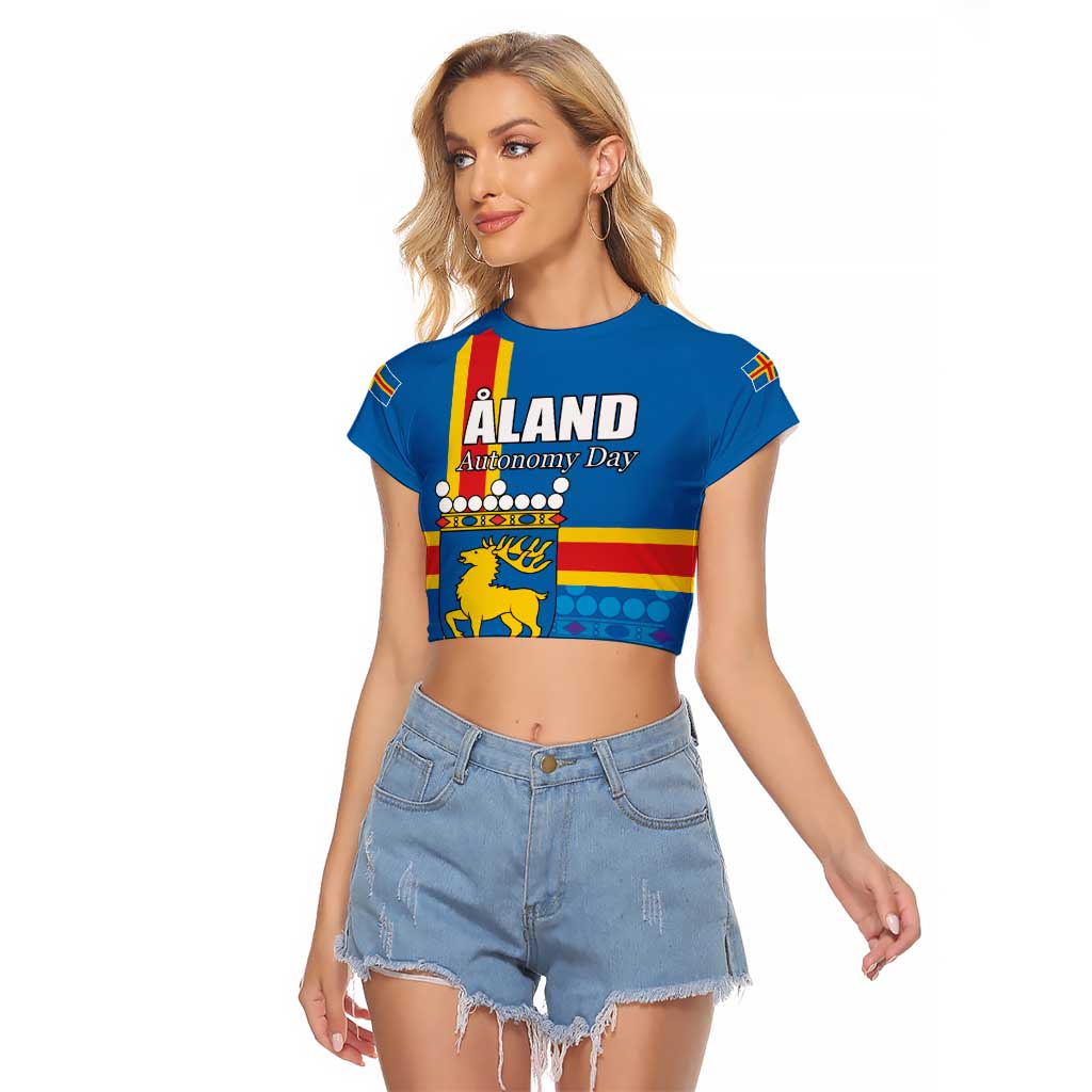 Aland's Autonomy Day Raglan Cropped T Shirt 103rd Anniversary
