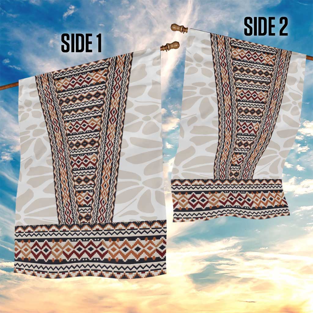 Danmark Traditional Patern with Daisy Garden Flag Danish Patern Simple Style