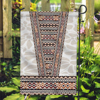 Danmark Traditional Patern with Daisy Garden Flag Danish Patern Simple Style