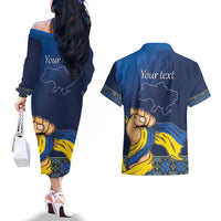 Personalized Ukraine Independence Day Couples Matching Off The Shoulder Long Sleeve Dress and Hawaiian Shirt Monument Nezalezhnosti