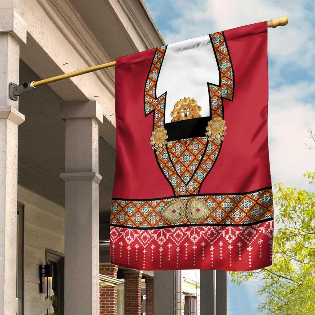 Norway Constitution Day Garden Flag Norwegian bunads