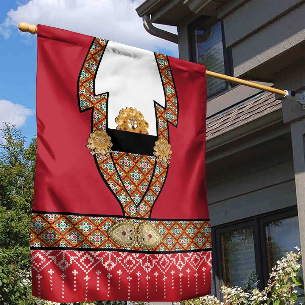 Norway Constitution Day Garden Flag Norwegian bunads