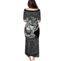 Mexico Aztec Warrior Puletasi Huitzilopochtli With Aztec Calendar