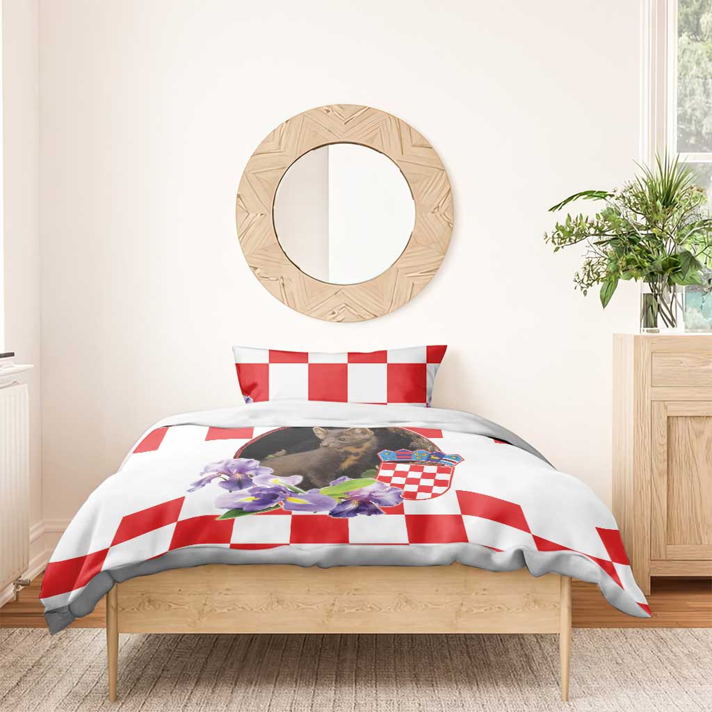 Croatia European Pine Marten and Iris Bedding Set National Animal and Flowers