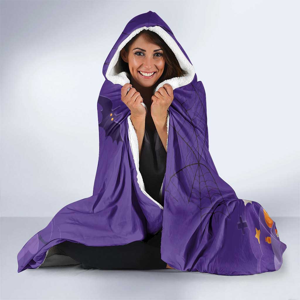 Capy-Boo-Ra Halloween Hooded Blanket Bats And Pumpkins Funny Style