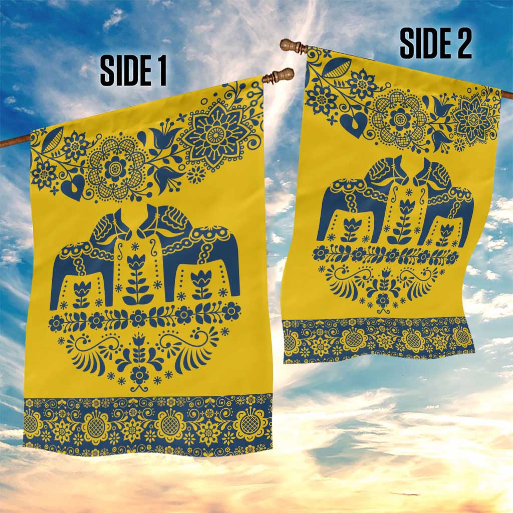 Sweden Daleclarian Horse Garden Flag Floral Folk Pattern Yellow Version