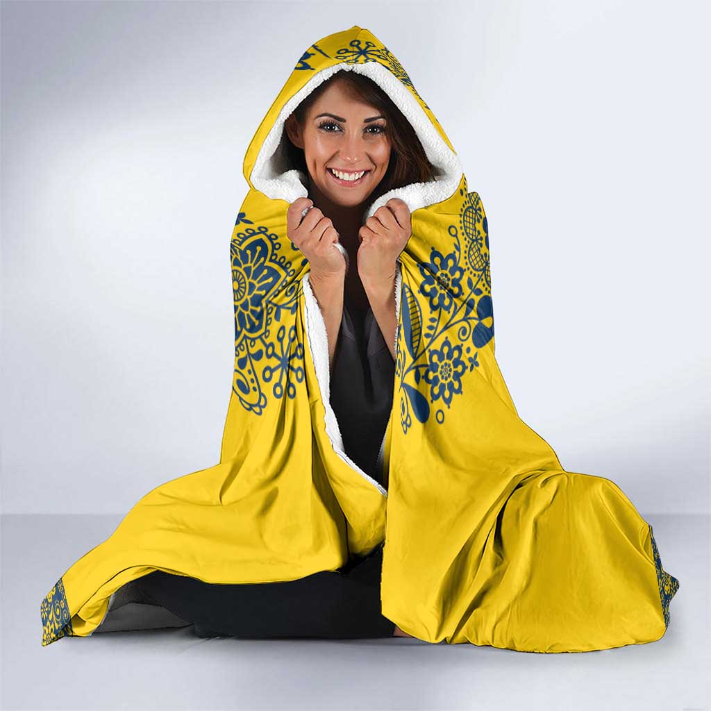 Sweden Daleclarian Horse Hooded Blanket Floral Folk Pattern Yellow Version