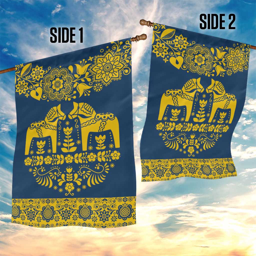 Sweden Daleclarian Horse Garden Flag Floral Folk Pattern Blue Version