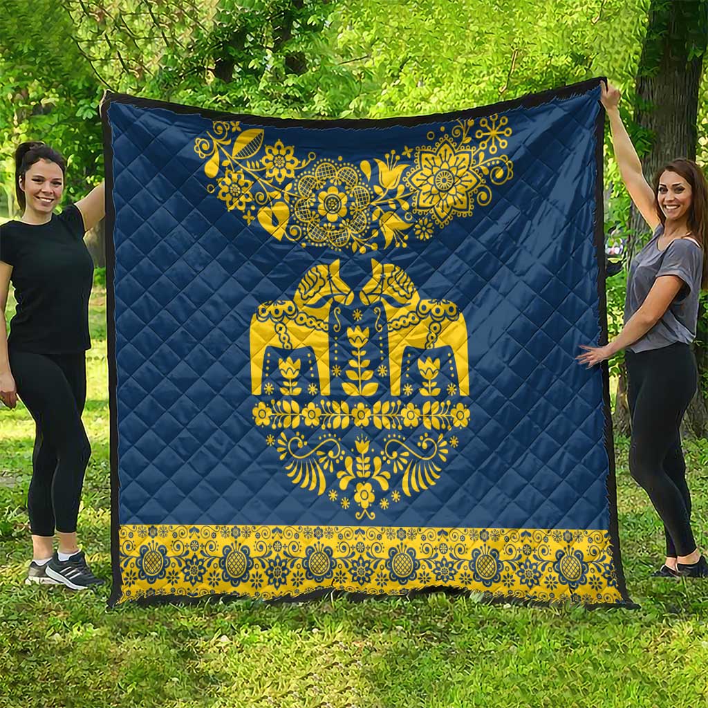 Sweden Daleclarian Horse Quilt Floral Folk Pattern Blue Version