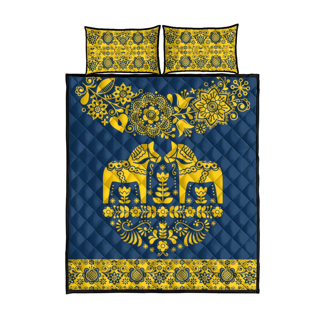 Sweden Daleclarian Horse Quilt Bed Set Floral Folk Pattern Blue Version
