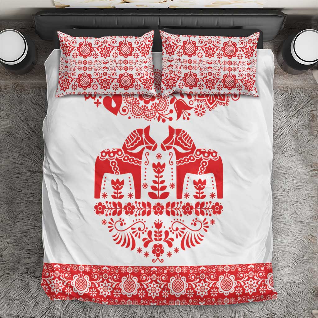 Sweden Daleclarian Horse Bedding Set Floral Folk Pattern White Version