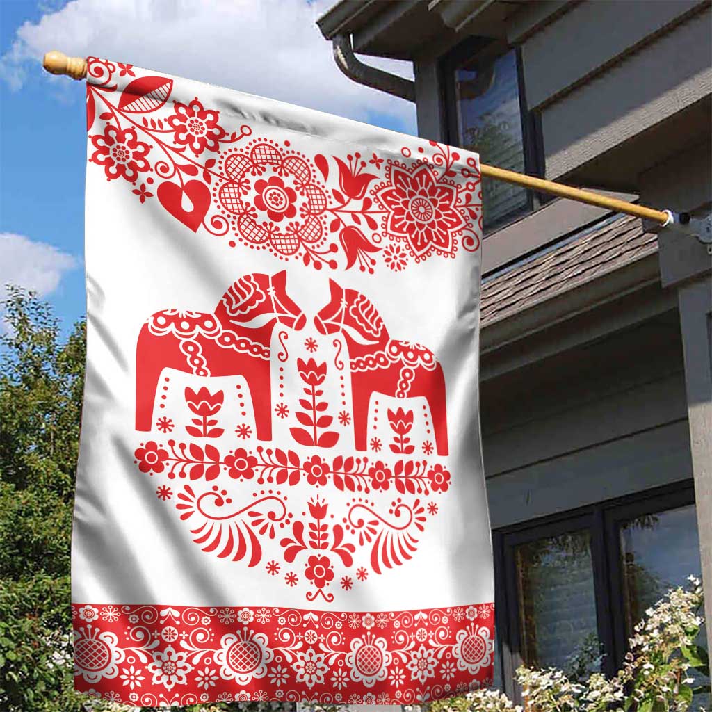 Sweden Daleclarian Horse Garden Flag Floral Folk Pattern White Version