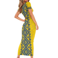 Blue Ukraine Folk Patterns Family Matching Short Sleeve Bodycon Dress and Hawaiian Shirt Simple Style