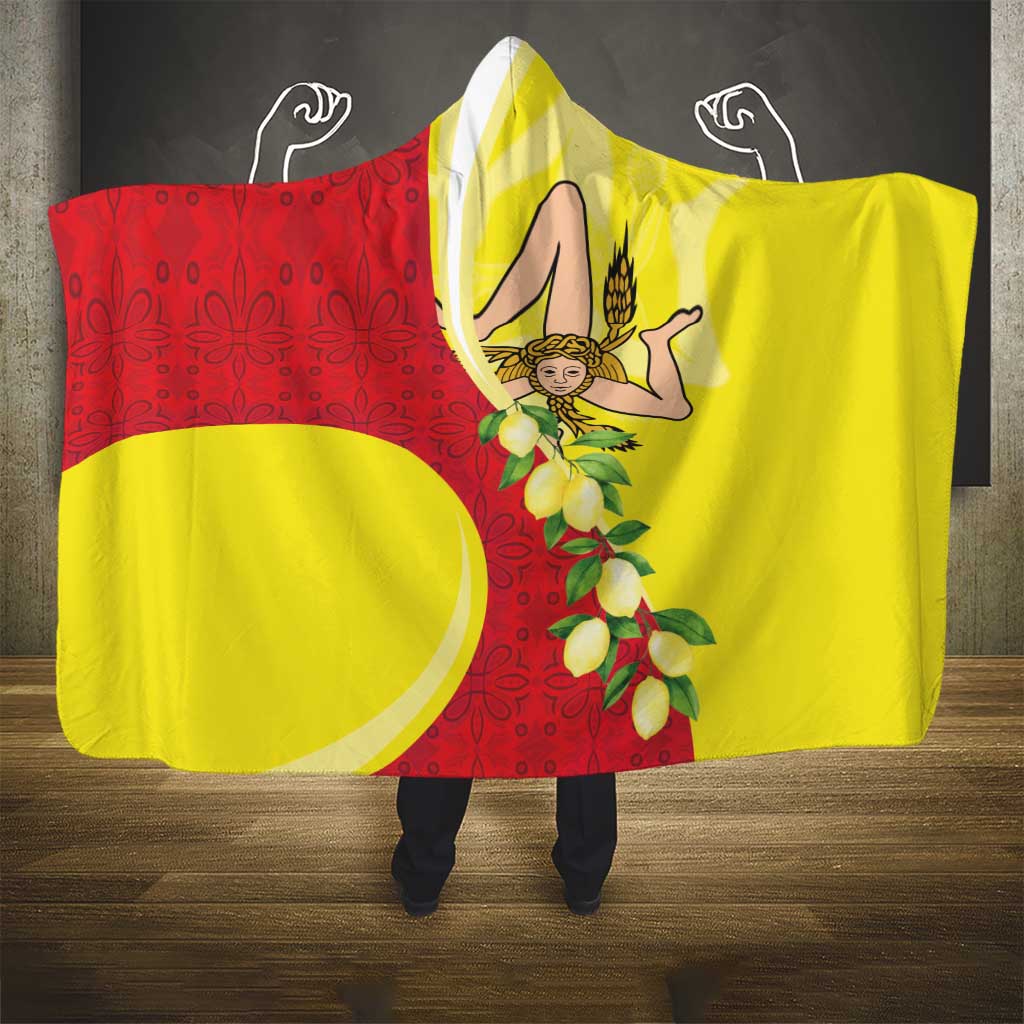 La Sicilia Hooded Blanket Bandiera della Sicilia Motif