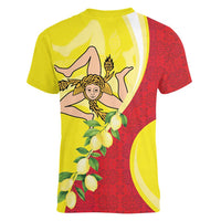 La Sicilia Women V-Neck T-Shirt Bandiera della Sicilia Motif
