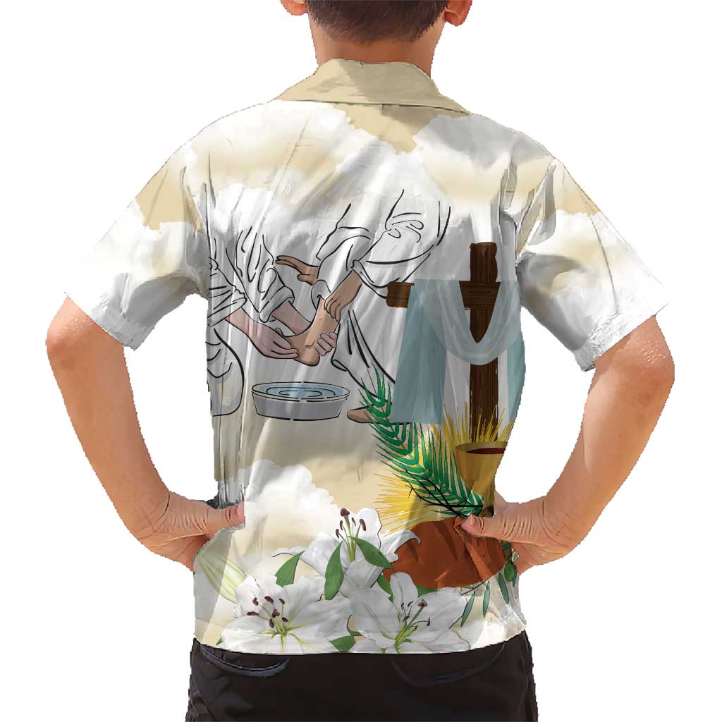 Happy Maundy Thursday Hawaiian Shirt Jesus Christ Washing Feet