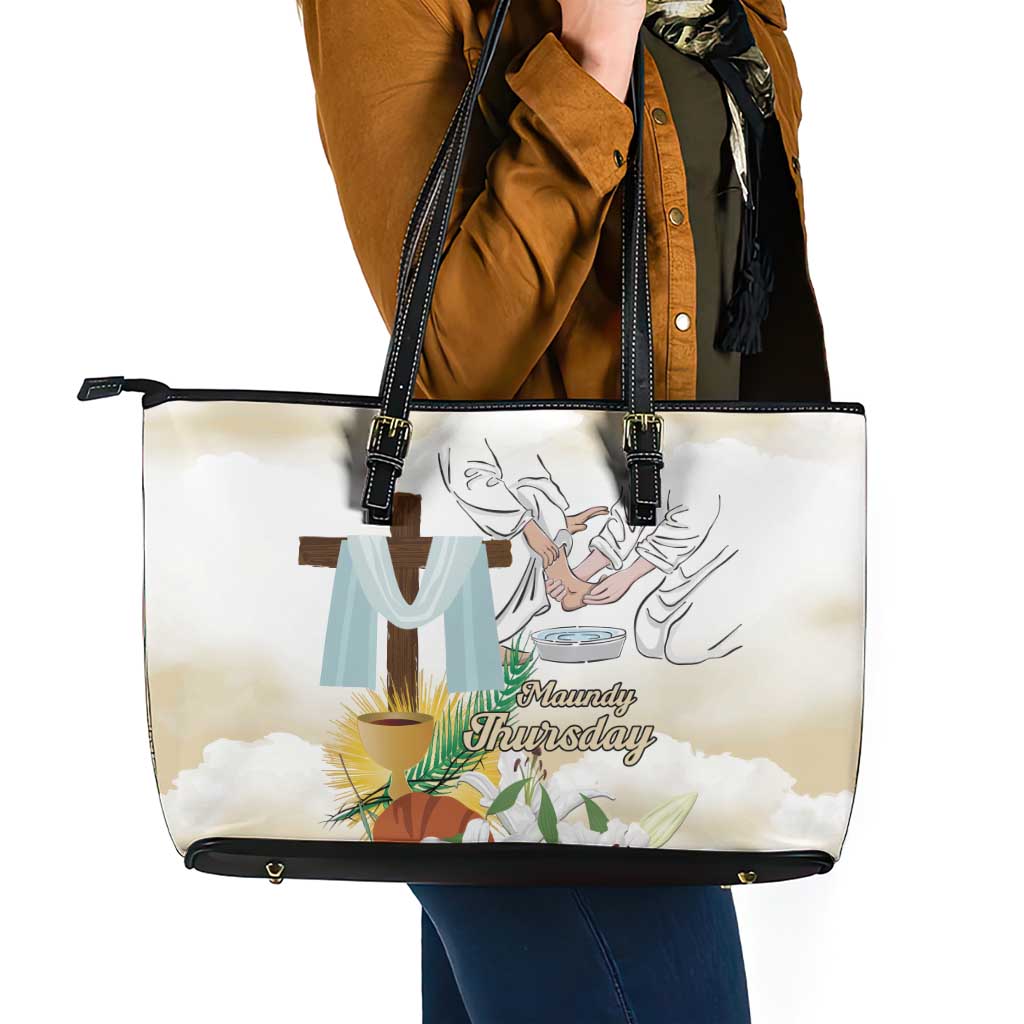 Happy Maundy Thursday Leather Tote Bag Jesus Christ Washing Feet